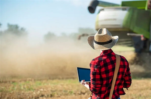 農機觸摸屏的應用